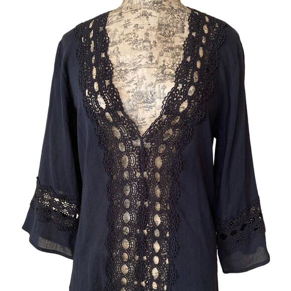 La Blanca XS Swim Coverup Black Tunic Dress Lace Deep V Sheer Cotton Perf Cond - Picture 4 of 11